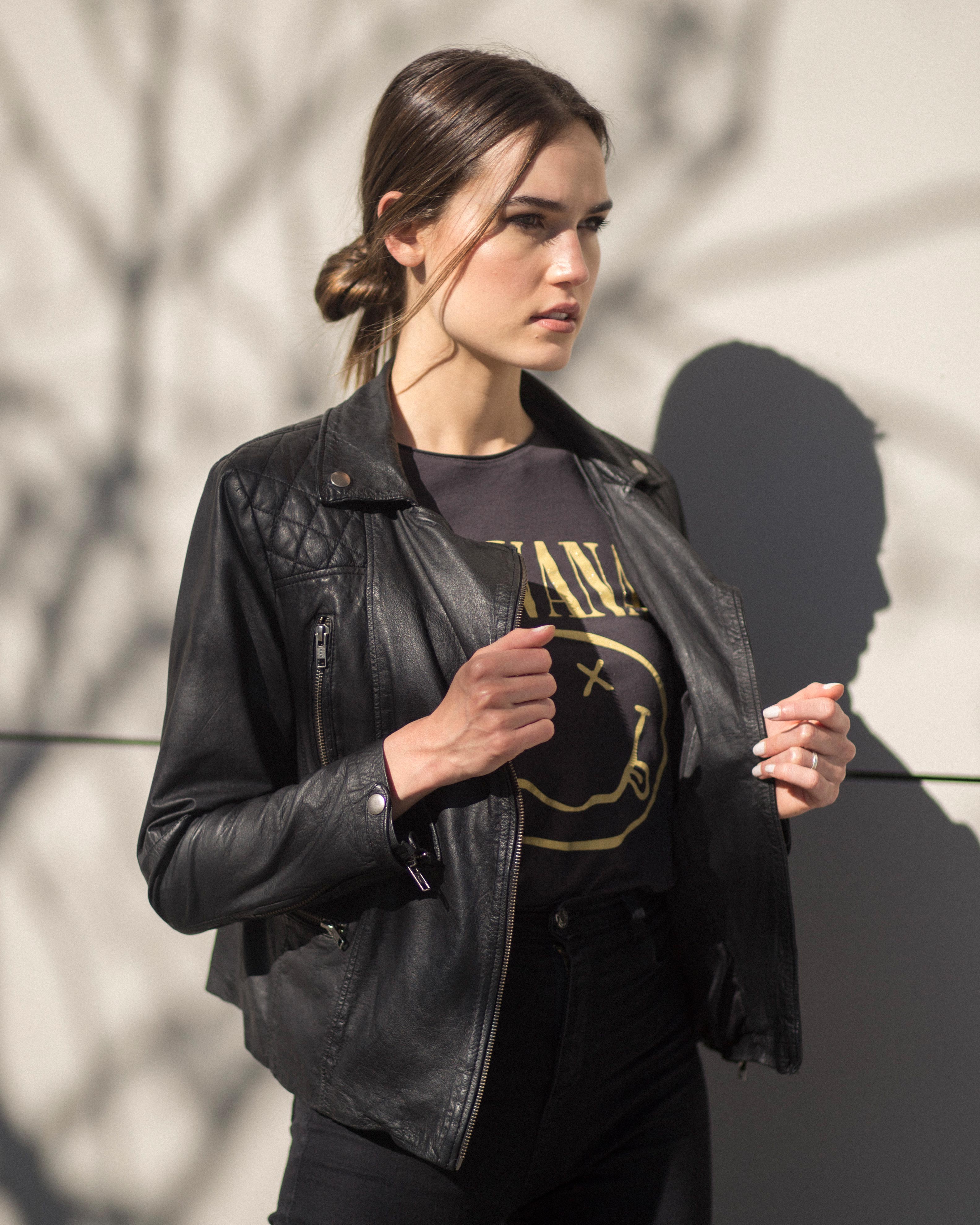 Campera Atenea Negra (SALE)