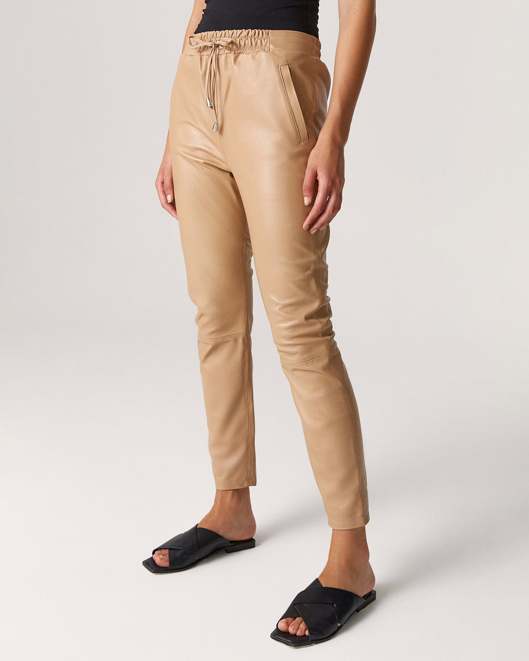 Babucha Elisa Camel (SALE)