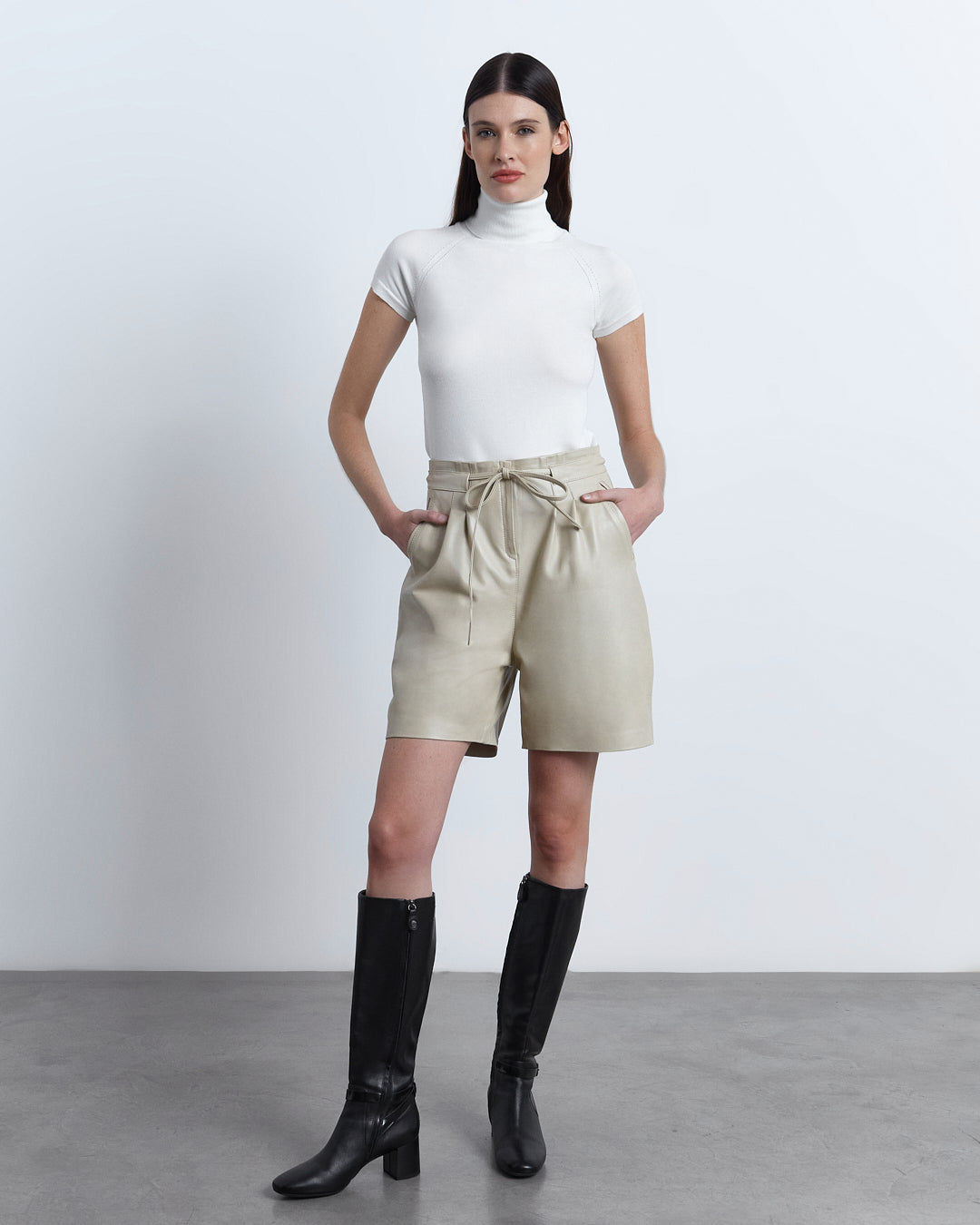 Bermuda Elisa Off-White