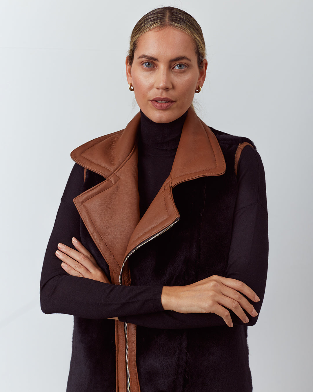 Chaleco Amy Reversible Suela/Negro